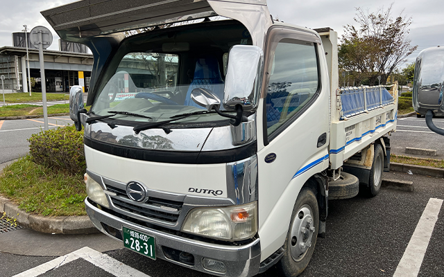 machine_vehicle_3tダンプ_日野_5985kg_03.jpg