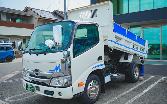 machine_vehicle_3tダンプ_日野_0000kg_08.jpg
